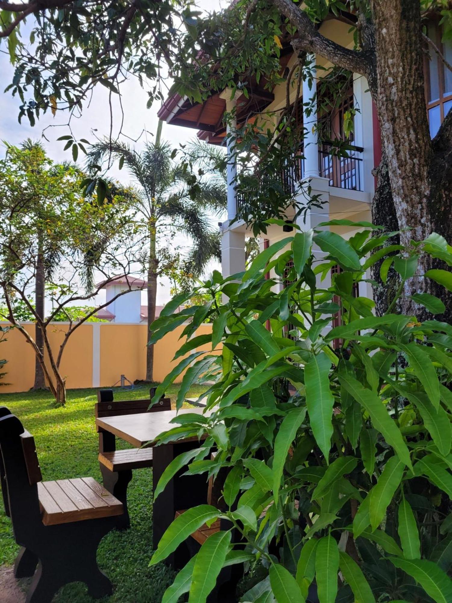 Bigcity Villa - Airport Transit Hotel Katunayaka Dış mekan fotoğraf