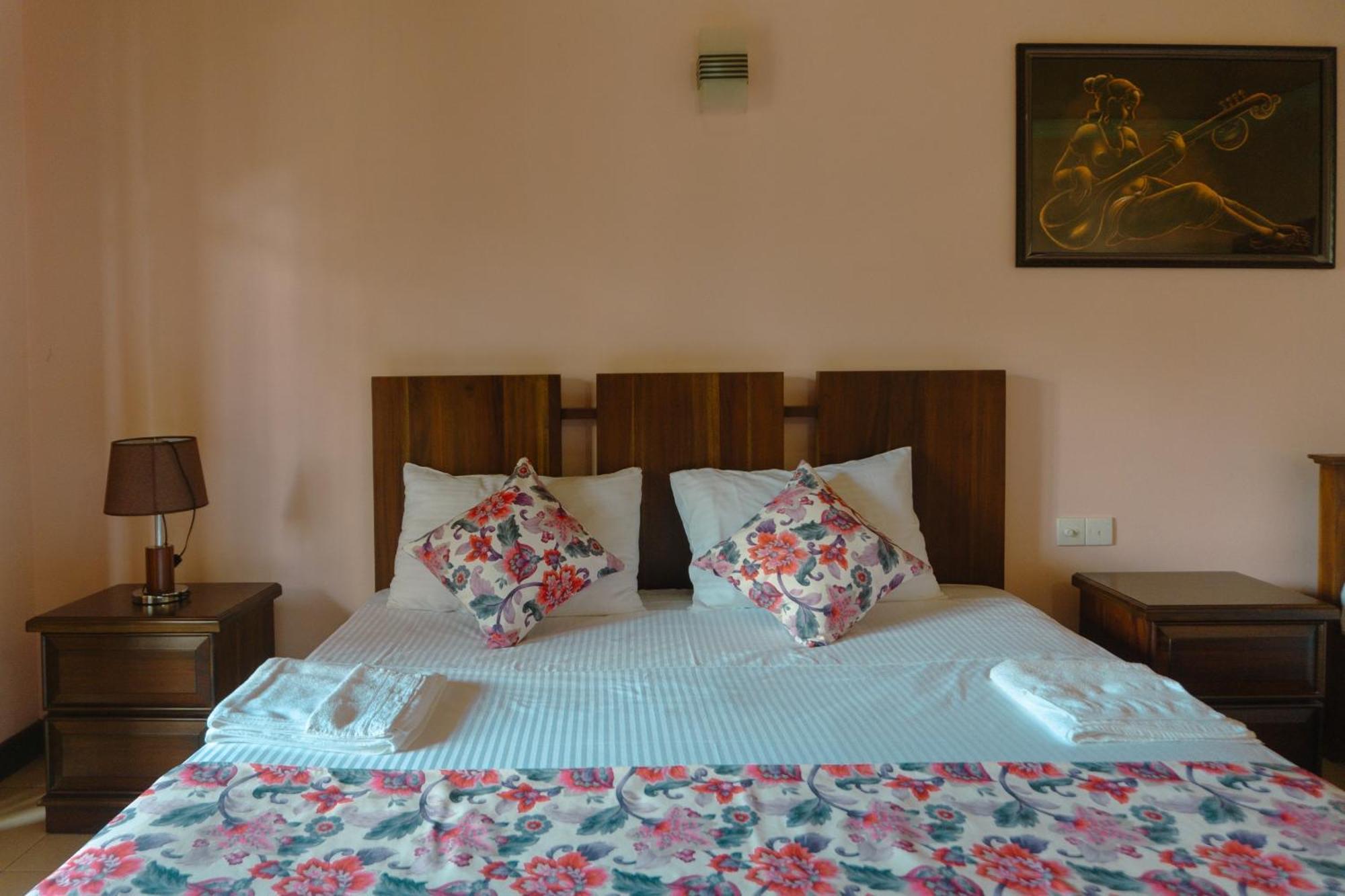 Bigcity Villa - Airport Transit Hotel Katunayaka Dış mekan fotoğraf