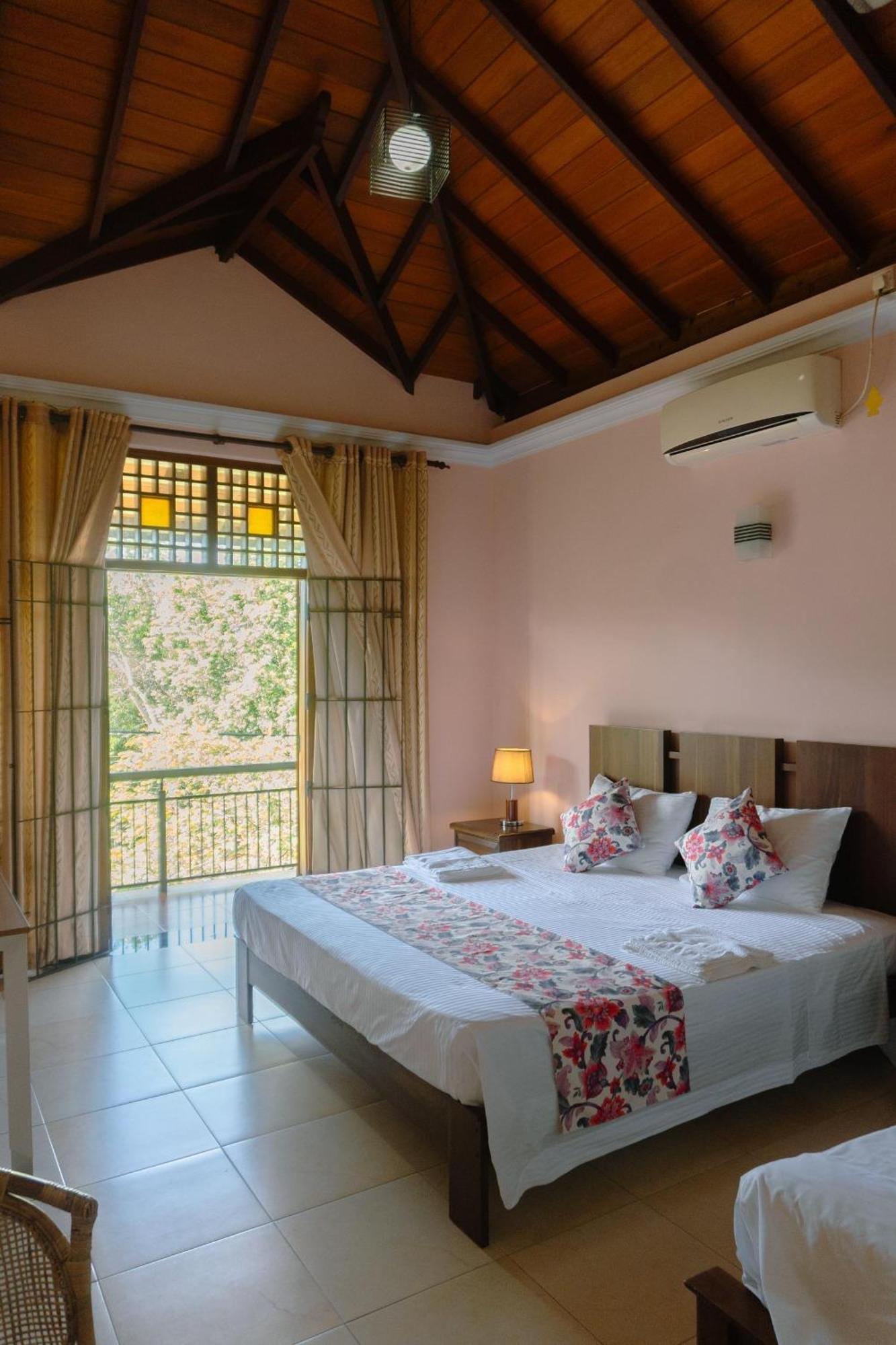 Bigcity Villa - Airport Transit Hotel Katunayaka Dış mekan fotoğraf