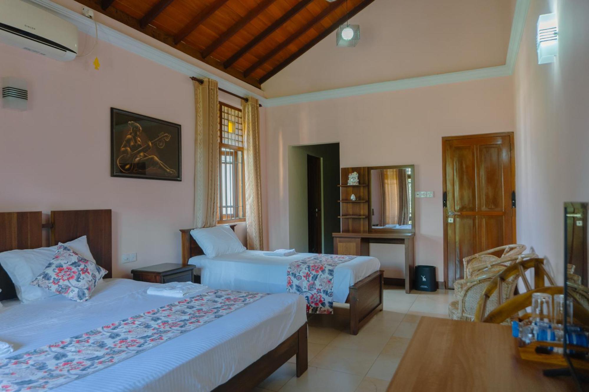 Bigcity Villa - Airport Transit Hotel Katunayaka Dış mekan fotoğraf